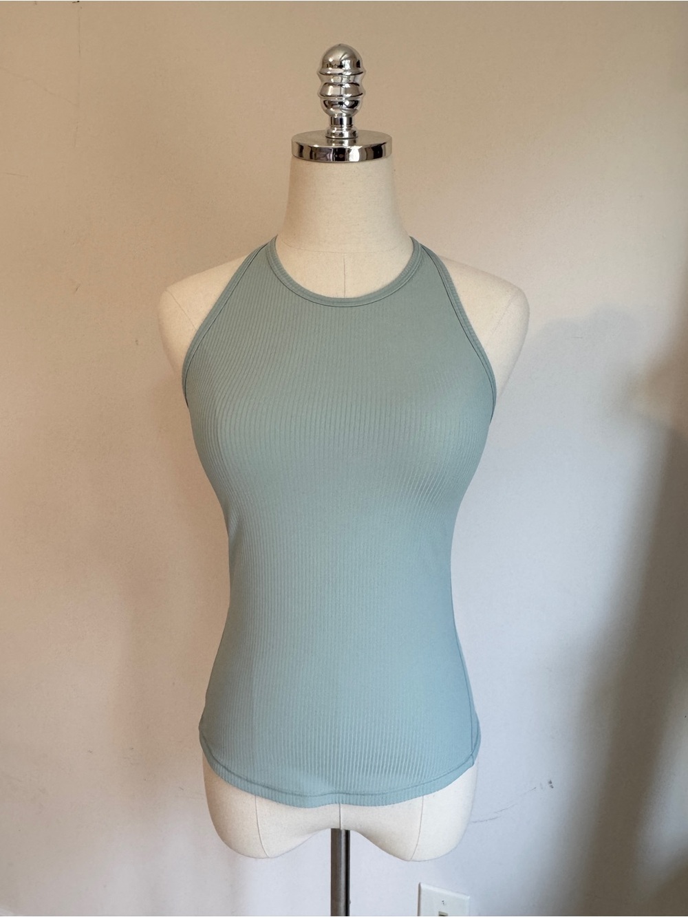 Lululemon Ebb to Street Tank Top - Size 2 - Seafoam Green